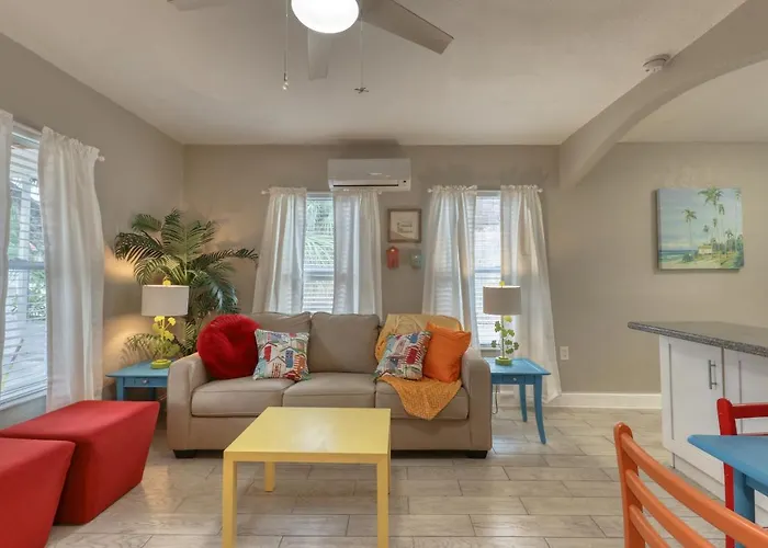 BeachTrail Lodging